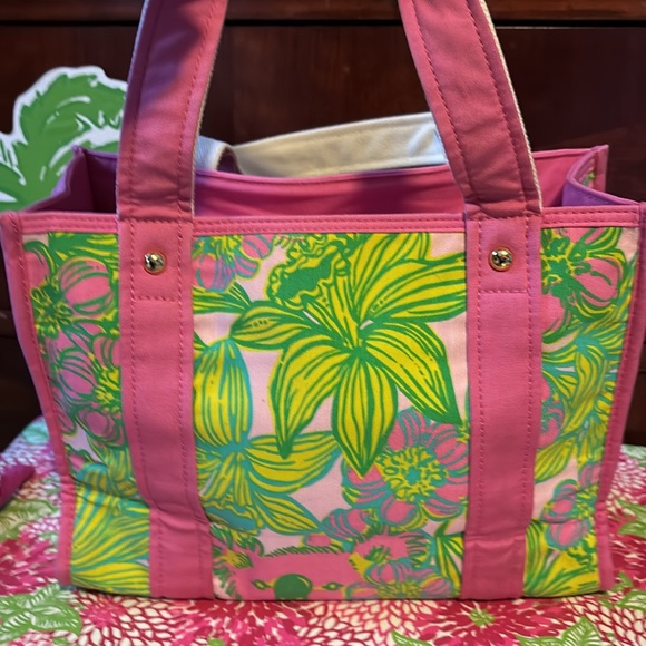 Lilly Pulitzer Originals Print Small Tote “Sample” - Picture 6 of 11